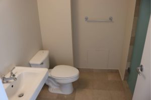 1500 Ocean Drive Unit 510 guest bathroom